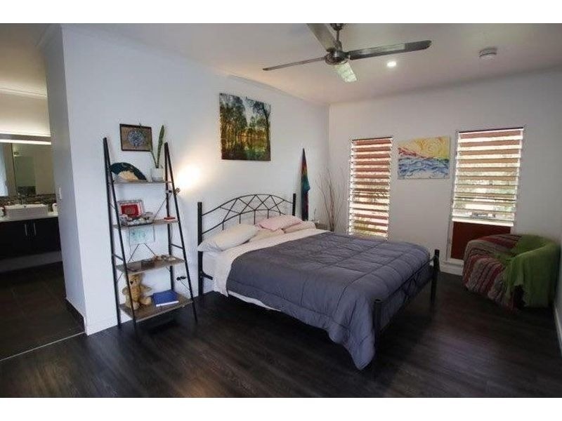 15 Leslie Lane, South Mission Beach QLD 4852