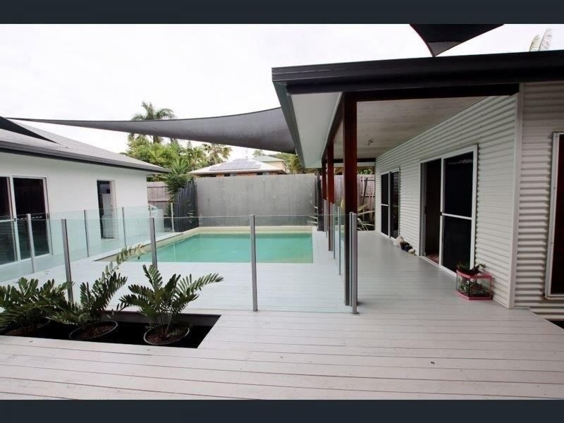 15 Leslie Lane, South Mission Beach QLD 4852