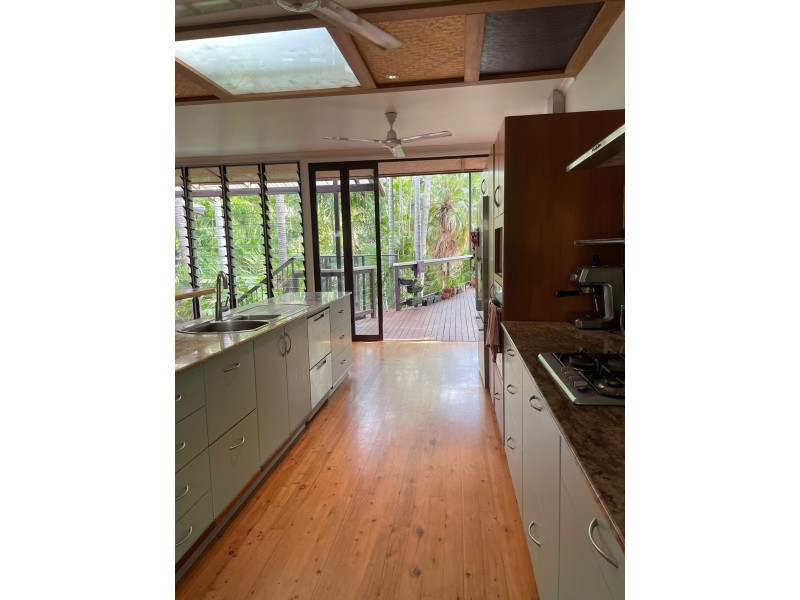 31 Martin Crescent, Coconut Grove NT 0810
