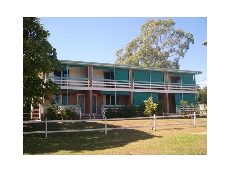 1-4/6 Wenitong Street, West Gladstone QLD 4680