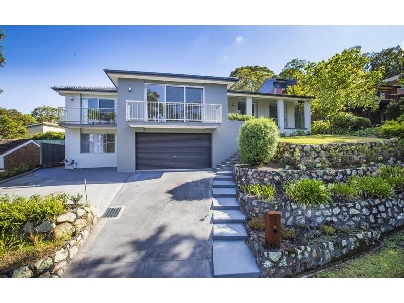 5 Holly Circuit, New Lambton Heights NSW 2305