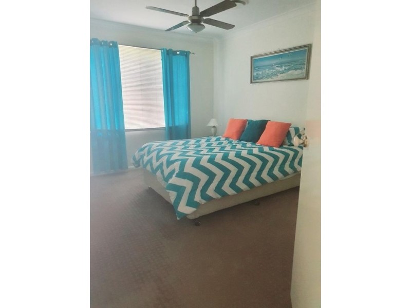 13 Walker Road, Gleneagle QLD 4285