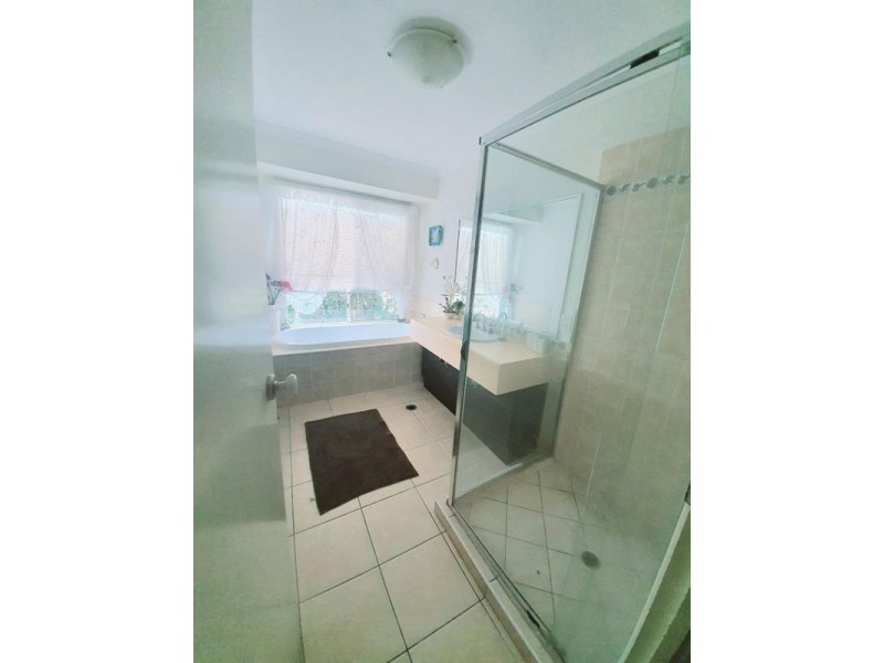 13 Walker Road, Gleneagle QLD 4285