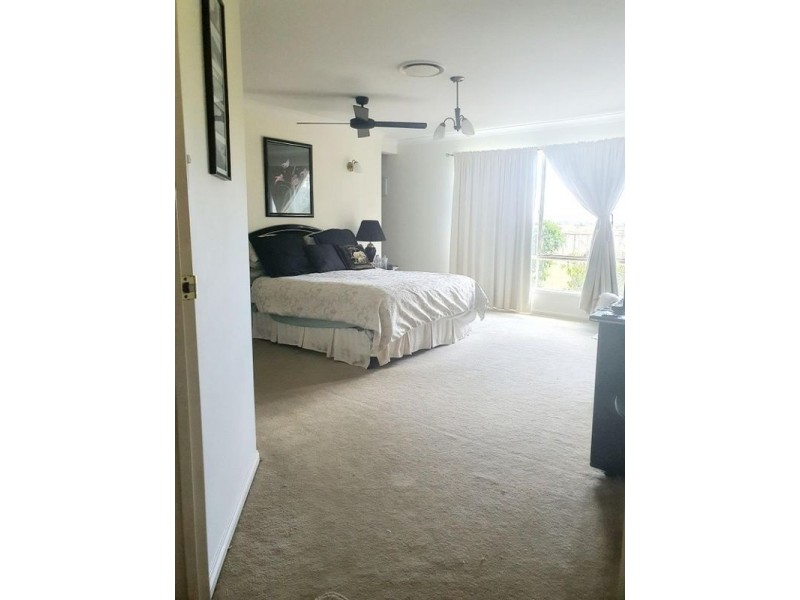 13 Walker Road, Gleneagle QLD 4285