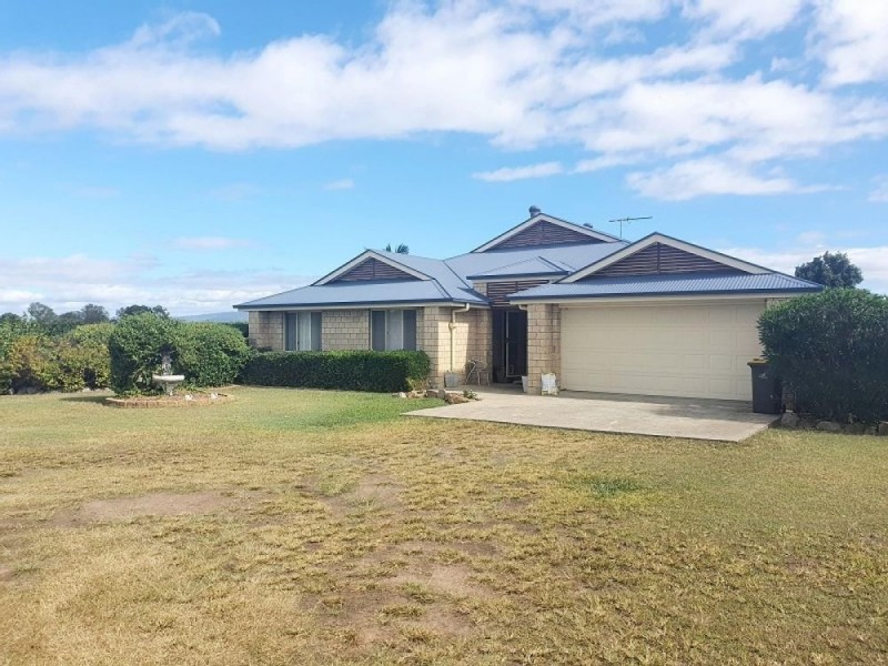 13 Walker Road, Gleneagle QLD 4285