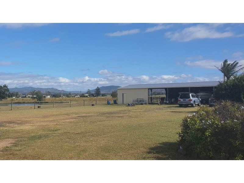 13 Walker Road, Gleneagle QLD 4285