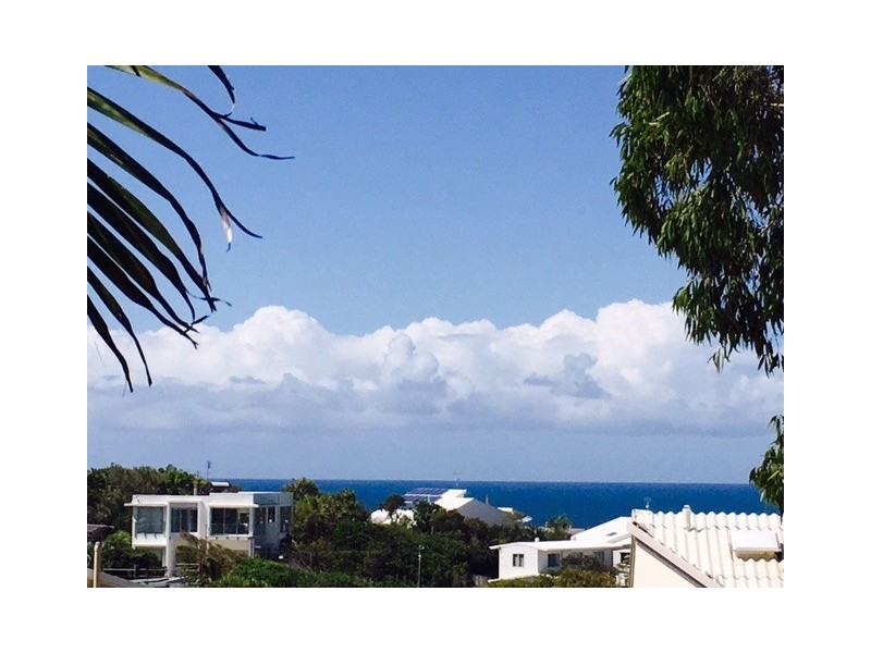 2/20 Sobraon Street, Sunrise Beach QLD 4567