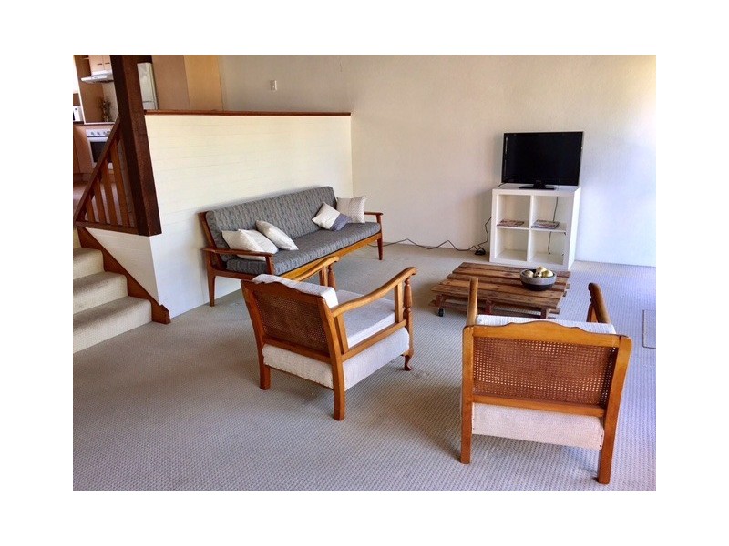 2/20 Sobraon Street, Sunrise Beach QLD 4567