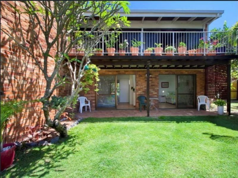 2/20 Sobraon Street, Sunrise Beach QLD 4567