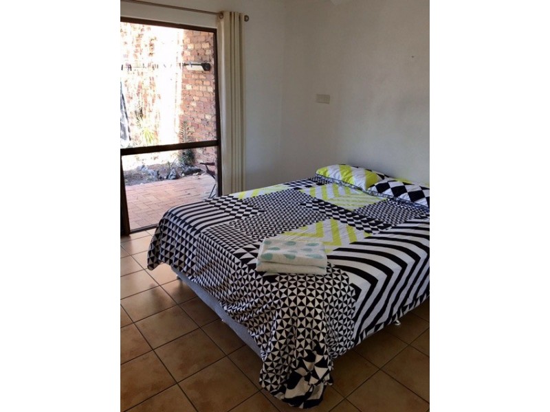 2/20 Sobraon Street, Sunrise Beach QLD 4567