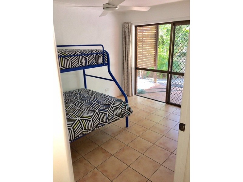 2/20 Sobraon Street, Sunrise Beach QLD 4567