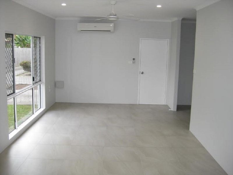 2/14 Trucano Close, Whitfield QLD 4870