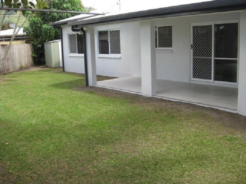 2/14 Trucano Close, Whitfield QLD 4870