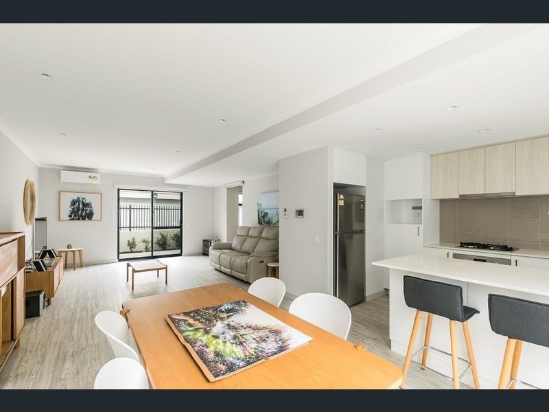 12/37 Channon Street, Cannington WA 6107