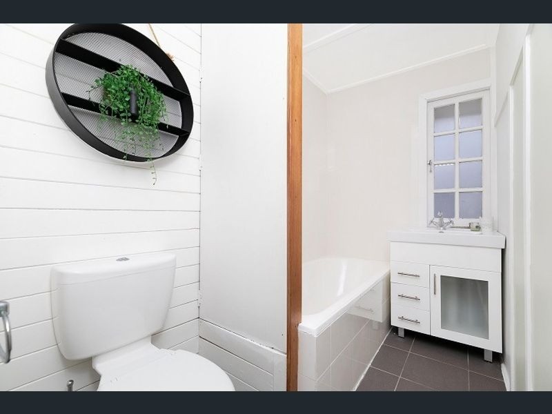 380 Moggill Road, Indooroopilly QLD 4068