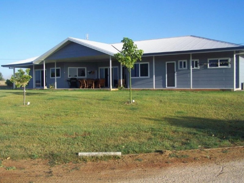 76 Jardine Street, Millchester QLD 4820