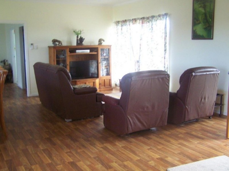 76 Jardine Street, Millchester QLD 4820