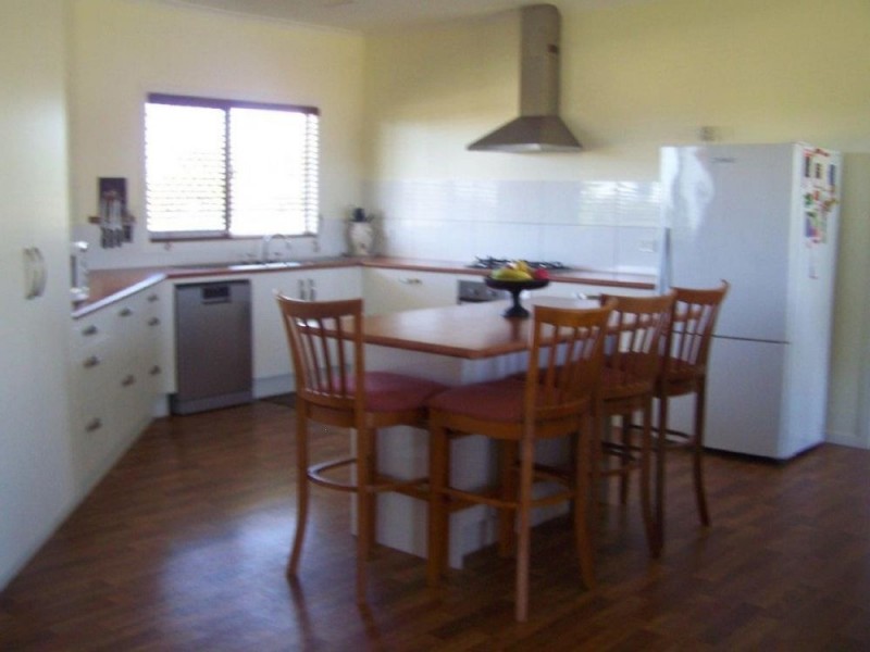 76 Jardine Street, Millchester QLD 4820