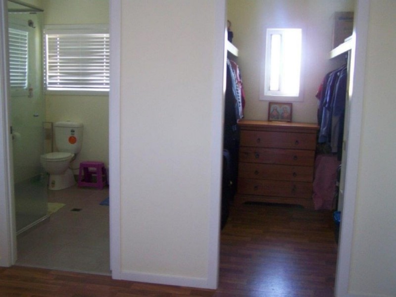 76 Jardine Street, Millchester QLD 4820