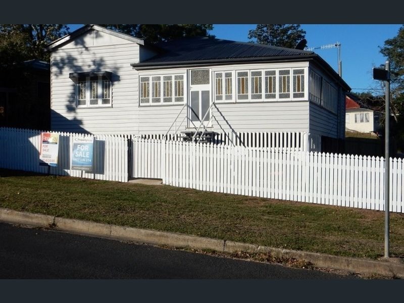 83 East Street Extended, Mount Morgan QLD 4714