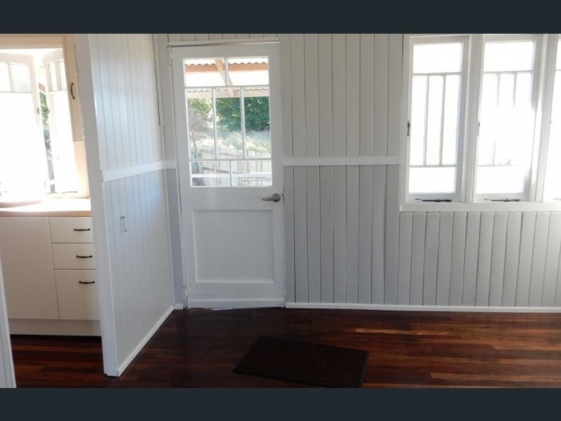 83 East Street Extended, Mount Morgan QLD 4714