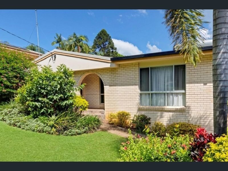 22 Dinmore Street, Woombye QLD 4559