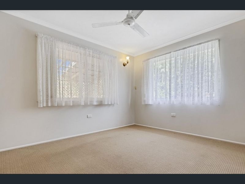 22 Dinmore Street, Woombye QLD 4559