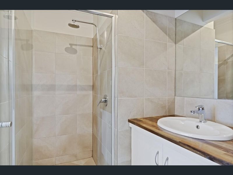 22 Dinmore Street, Woombye QLD 4559