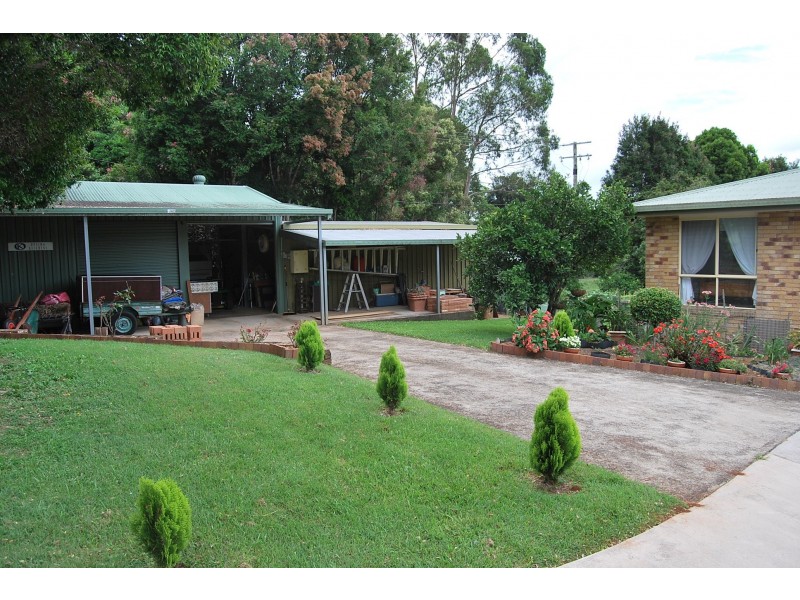 121 Gardners Lane, North Maleny QLD 4552