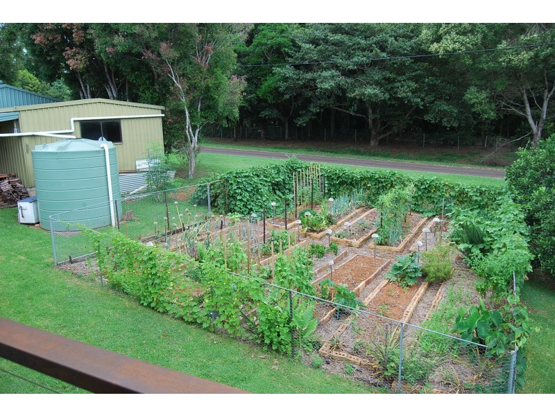 121 Gardners Lane, North Maleny QLD 4552