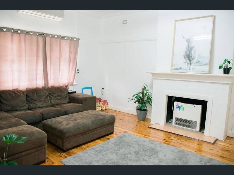 93 Gisborne Street, Wellington NSW 2820