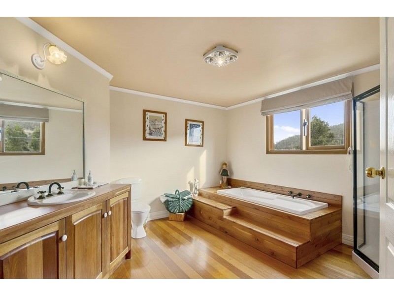 5 Sunrise Avenue, Dromedary TAS 7030