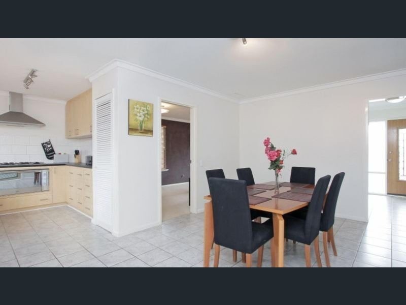 47 Ward Crescent, Kelmscott WA 6111