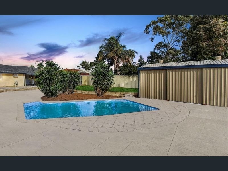 47 Ward Crescent, Kelmscott WA 6111