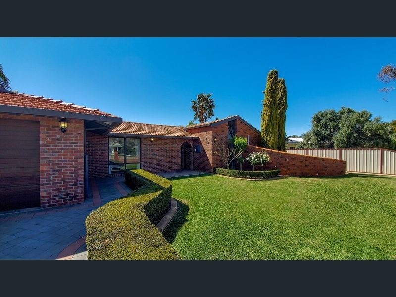 2 Cousins Road, Dalwallinu WA 6609