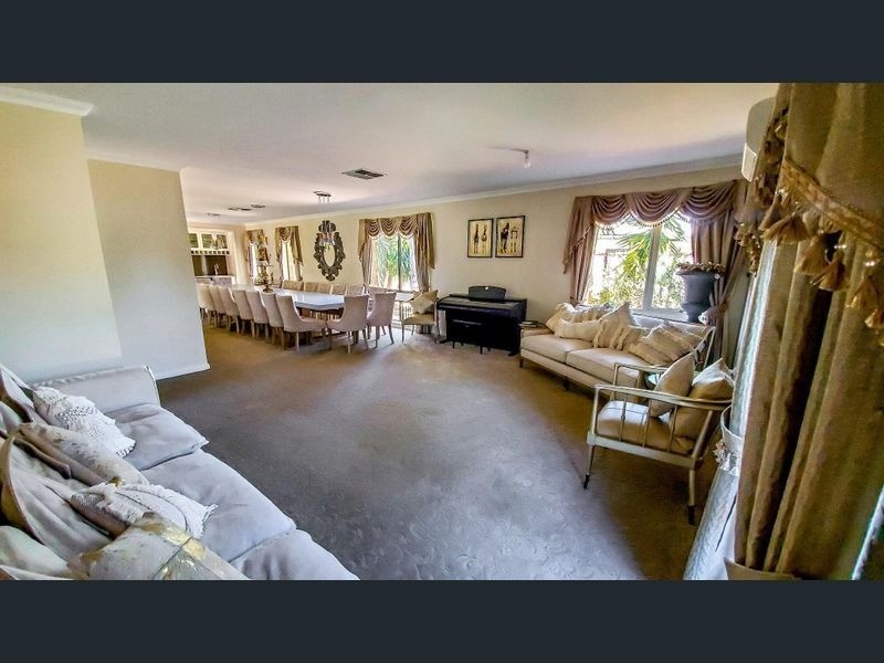 2 Cousins Road, Dalwallinu WA 6609