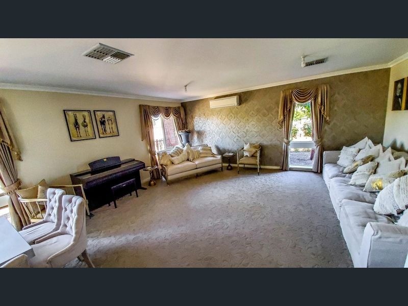 2 Cousins Road, Dalwallinu WA 6609