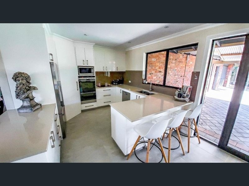 2 Cousins Road, Dalwallinu WA 6609