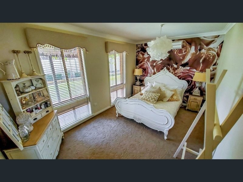 2 Cousins Road, Dalwallinu WA 6609