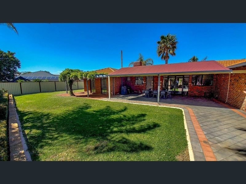 2 Cousins Road, Dalwallinu WA 6609