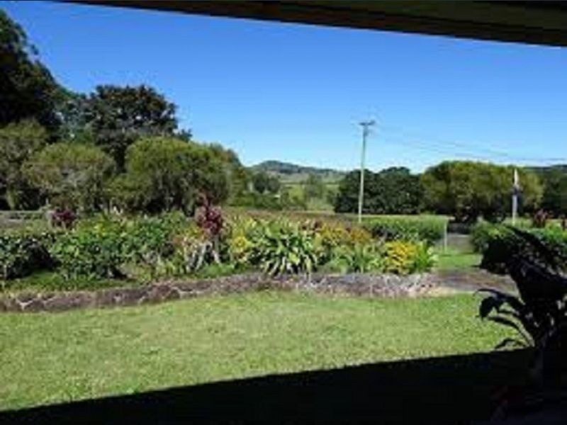 33 Beech Street, Yungaburra QLD 4884