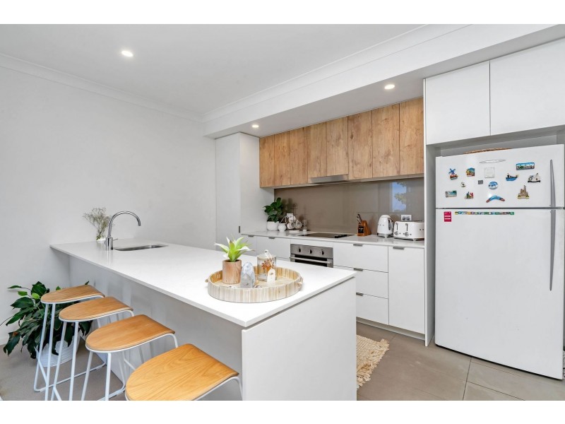 44/2 Town Centre Close, Carrara QLD 4211