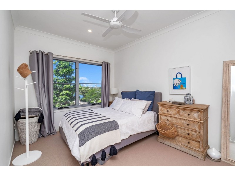 44/2 Town Centre Close, Carrara QLD 4211