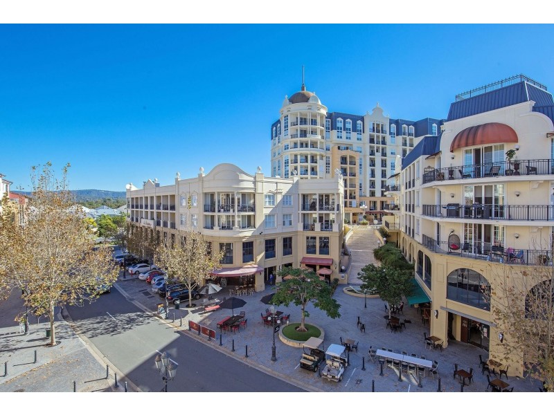 44/2 Town Centre Close, Carrara QLD 4211