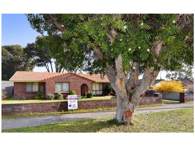 40 Jacaranda Crescent, Withers WA 6230