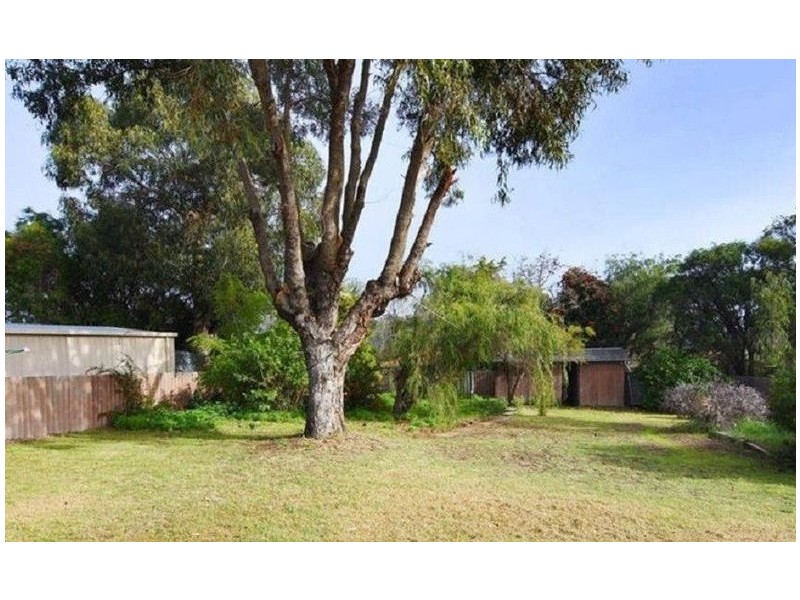 40 Jacaranda Crescent, Withers WA 6230