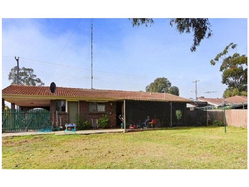 40 Jacaranda Crescent, Withers WA 6230