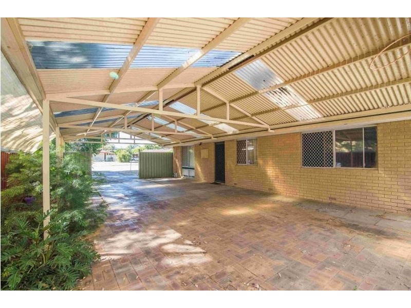 3 Castle Place, Armadale WA 6112