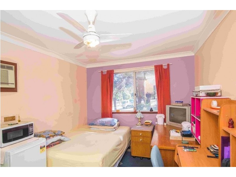 3 Castle Place, Armadale WA 6112