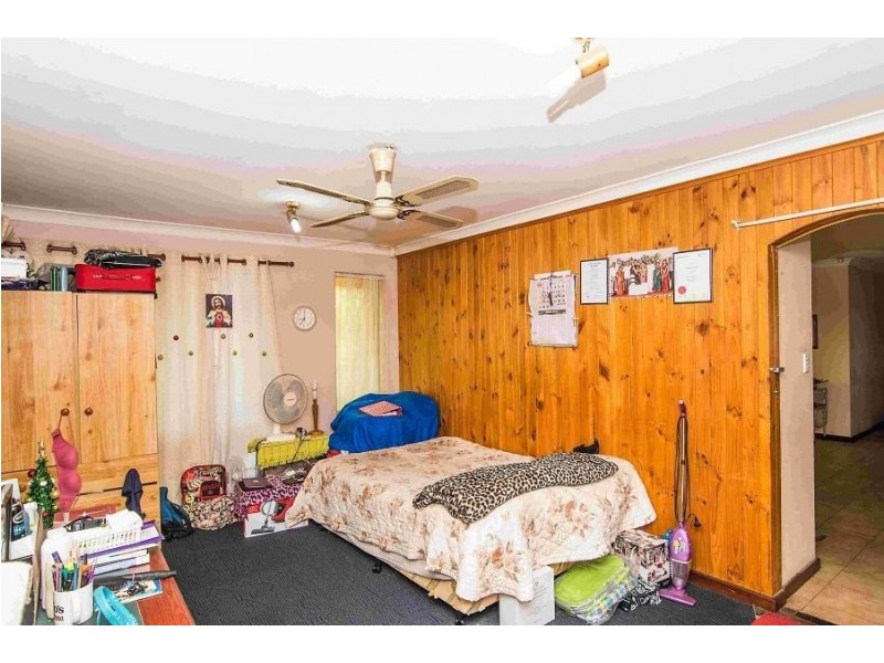 3 Castle Place, Armadale WA 6112